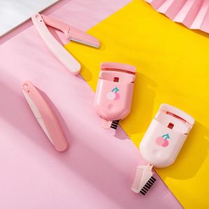 Cherry eyelash curler
