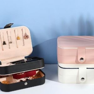 Four-color storage box