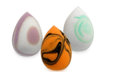 Makeup blender